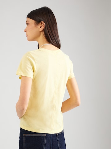 Maglietta 'GAMIPY' di AMERICAN VINTAGE in giallo