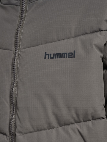 Hummel Winterjas in Grijs