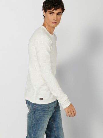 Pull-over KOROSHI en blanc