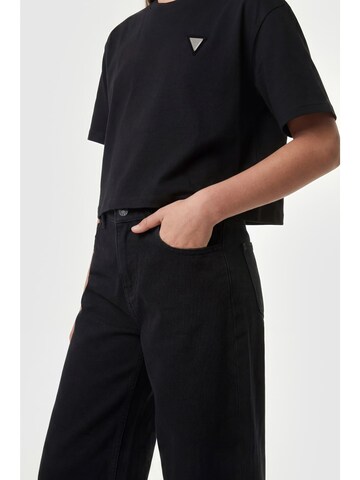 GUESS Regular Jeans in Schwarz