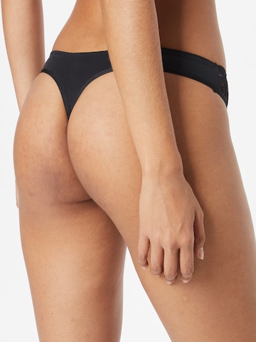 String 'Angie' Hunkemöller en noir