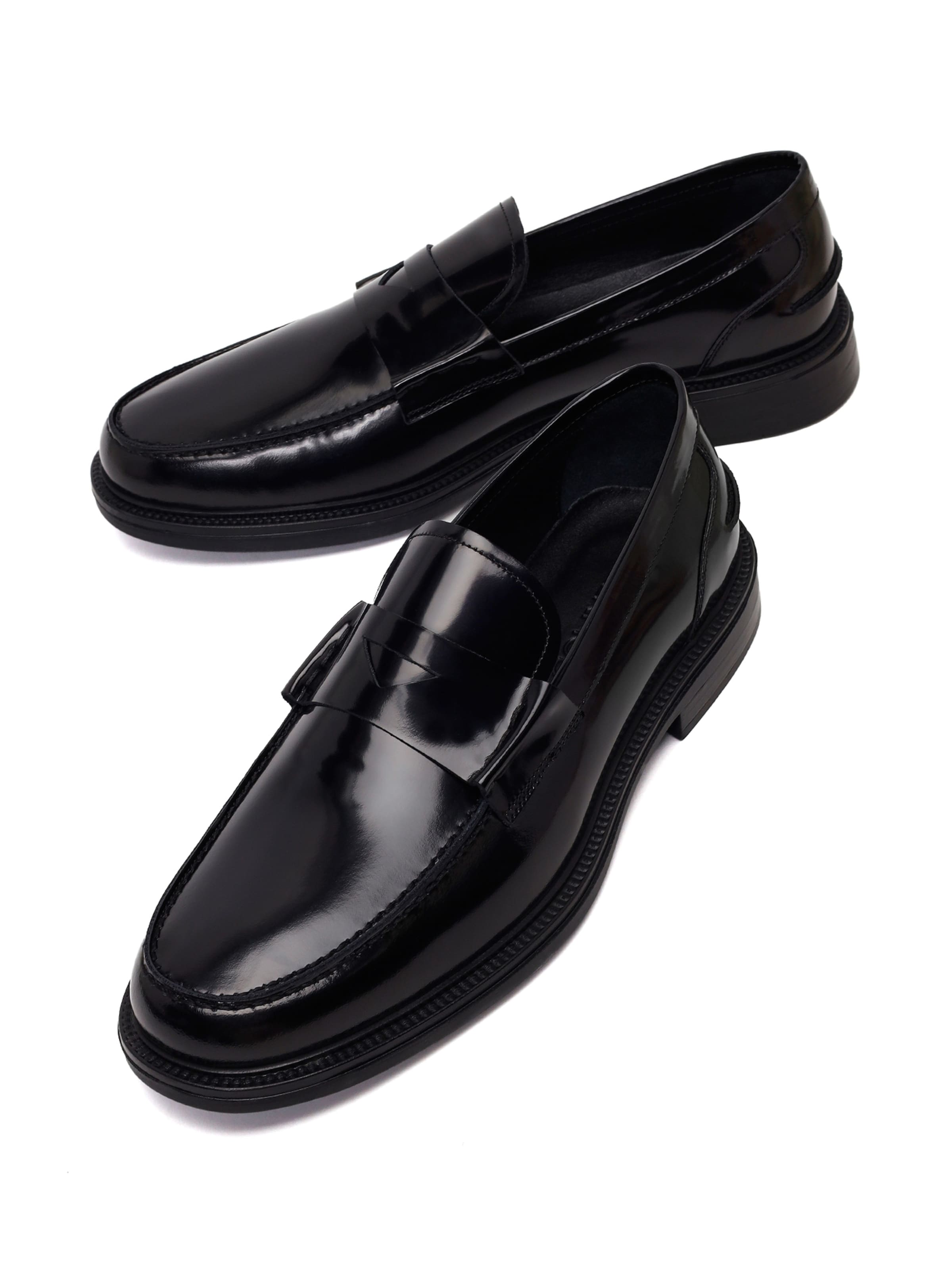 Derimod Slipper in Schwarz