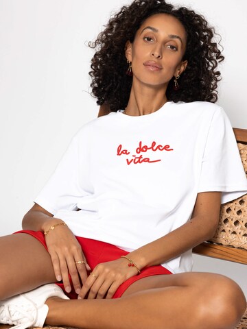 SASSYCLASSY Shirt in White