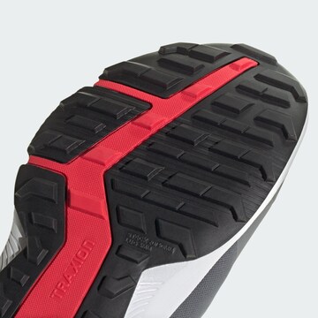 Chaussure de course 'Soulstride' ADIDAS TERREX en gris