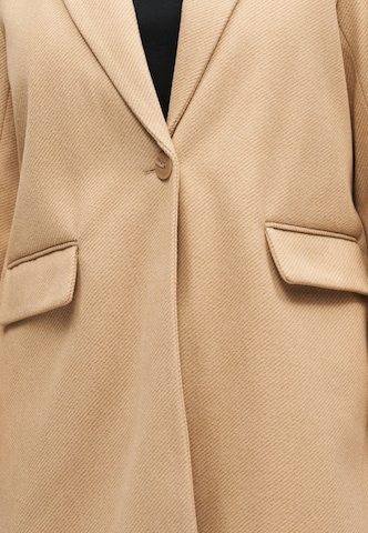 Manteau mi-saison 'CARBIANCA' ONLY Carmakoma en marron