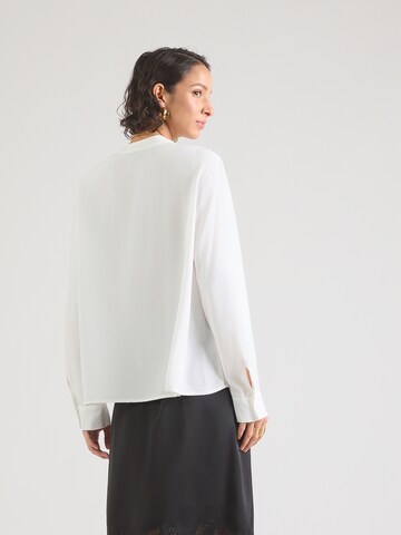 s.Oliver Блуза в бяло