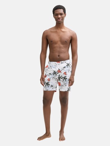 Pantaloncini da bagno di TOM TAILOR DENIM in bianco