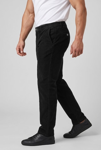 Men Plus Regular Chino trousers in Black