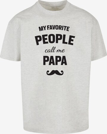 Maglietta 'Fathers Day - My Favorite People Call Me Papa' di Merchcode in grigio: frontale