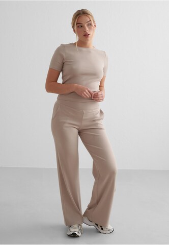 Aim'n Wide Leg Hose in Braun