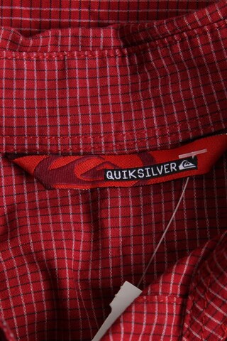 QUIKSILVER Button Up Shirt in S in Red