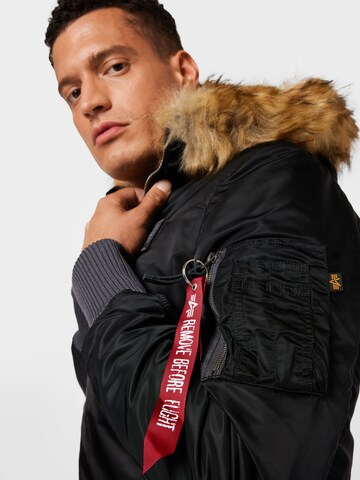 ALPHA INDUSTRIES Winter Jacket in Black