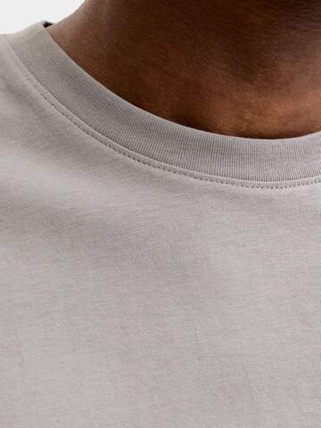 Coupe slim T-Shirt JACK & JONES en gris