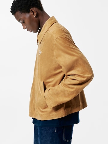 Pull&Bear Between-season jacket in Yellow: front