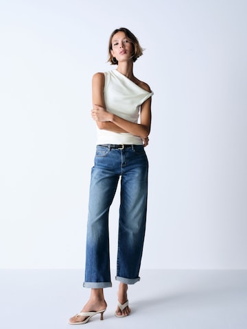 Top de la The Set pe negru