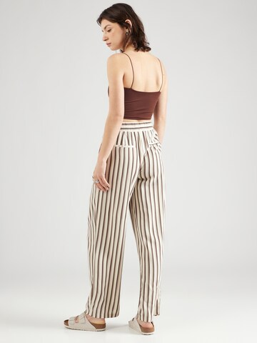 Loosefit Pantalon à pince 'JESMILO' VERO MODA en beige