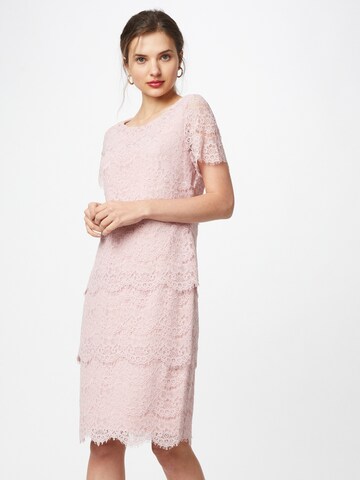 Robe de cocktail Vera Mont en rose : devant