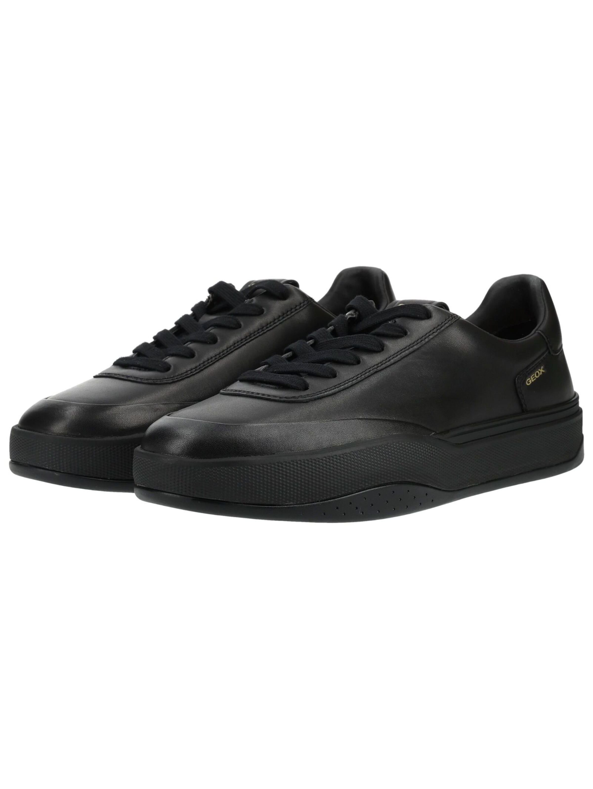 Baskets basses GEOX en noir