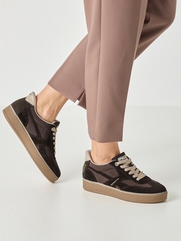 Tamaris Sneakers in Brown