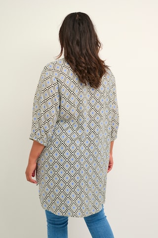 KAFFE CURVE Blouse 'Sonna' in Zwart