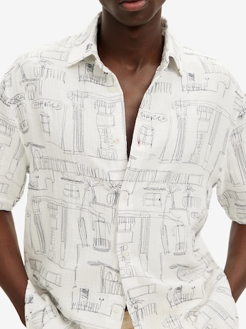 Desigual Regular fit Button Up Shirt in White