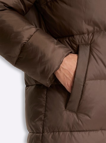 Cappotto invernale di heine in marrone
