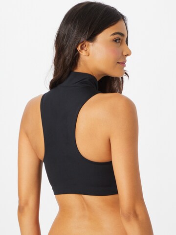 NIKE Bustier Sportmelltartók - fekete