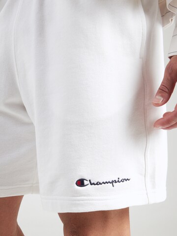 Champion Authentic Athletic Apparel - regular Pantalón en blanco