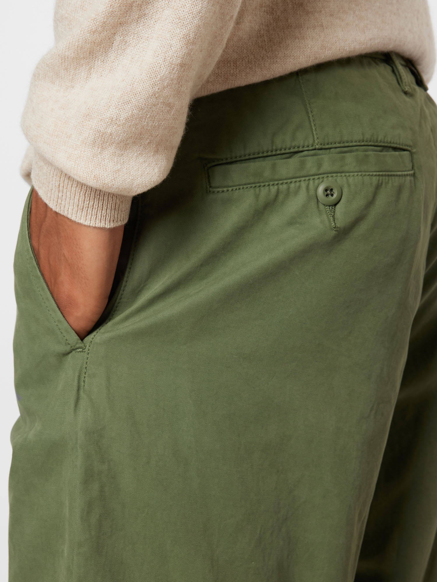 Carhartt WIP Spodnie Johnson w kolorze Oliwkowy, Zielonym 