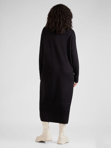 Vero Moda Curve Gebreide jurk 'PLAZA' in Zwart