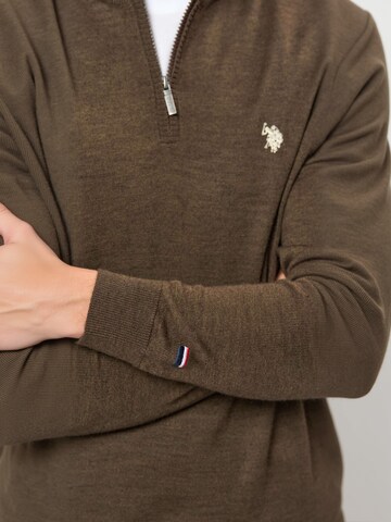 U.S. POLO ASSN. Pullover 'Mason' i brun: side