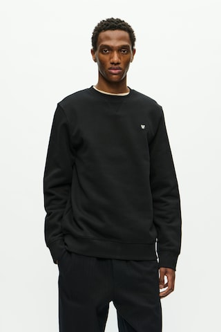 Sweat-shirt 'WWTye' WOOD WOOD en noir : devant