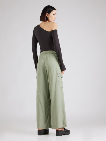 Wide leg Pantaloni cargo 'KASEME' di LTB in verde