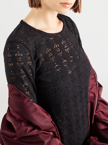GUESS Ruha 'BRIDGETTE' - fekete