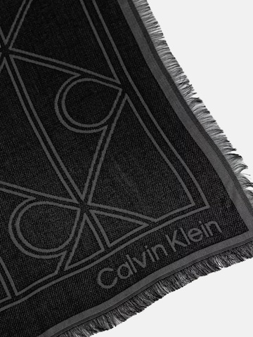 Calvin Klein - Chal 'CALVIN KLEIN - LV04D8062G' en negro