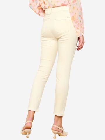 Coupe slim Pantalon LolaLiza en blanc