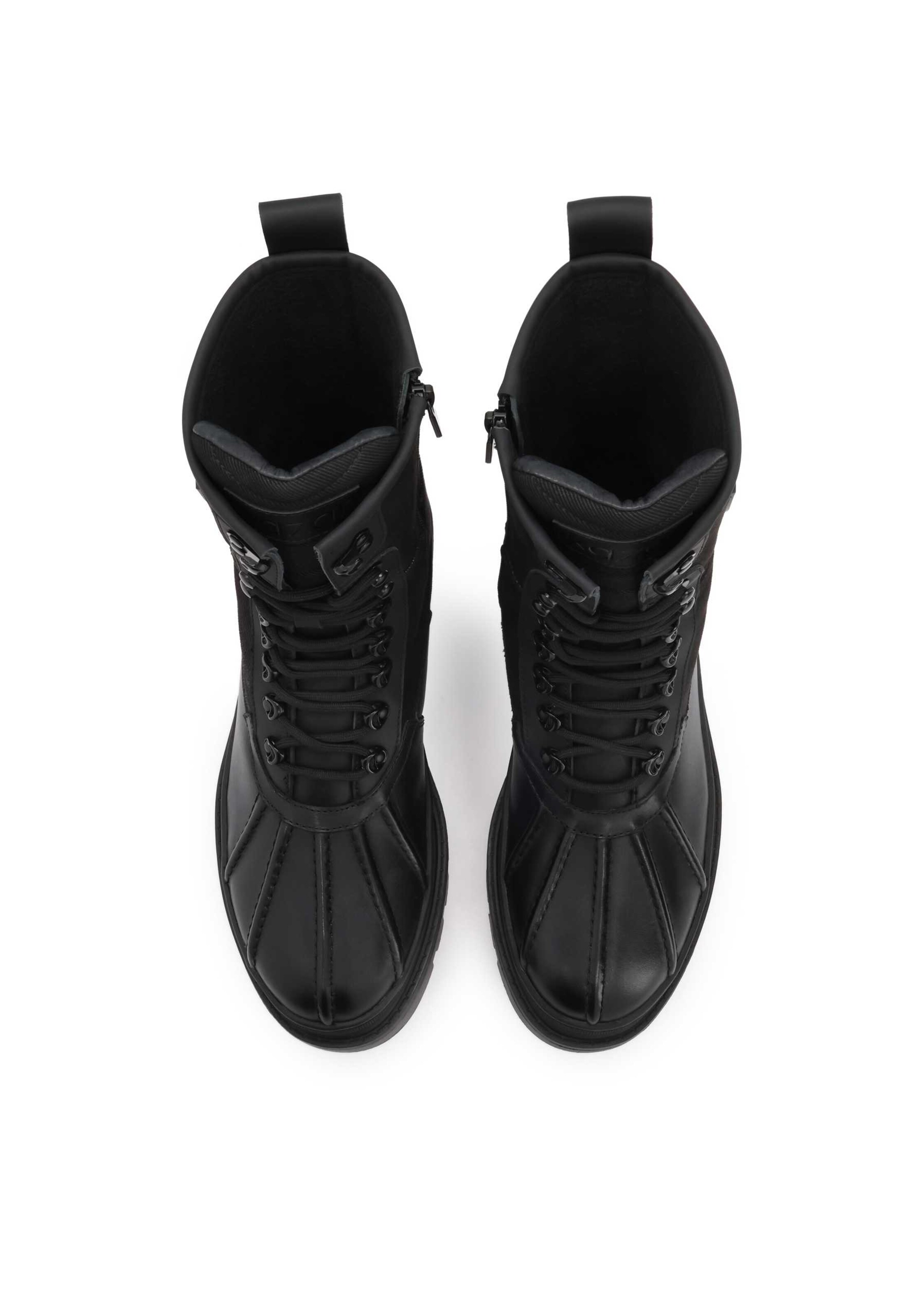 Boots stringati di Kazar in nero