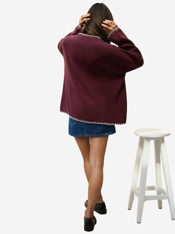 Hiccup Strickjacke in Braun