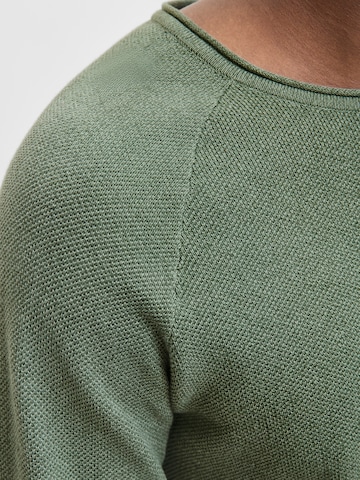 JACK & JONES Средняя посадка Свитер 'JJEHILL' в Зеленый