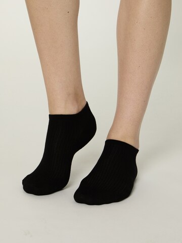Chaussure basse ' Modal Socken Sneaker Füßlinge kurz ' Nur Die en noir : devant