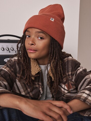Bonnet Next en rouge