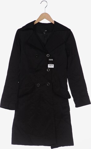 H&M Jacket & Coat in S in Black: front