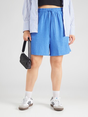 Loosefit Pantaloni 'CARBAY' di ONLY Carmakoma in blu: frontale