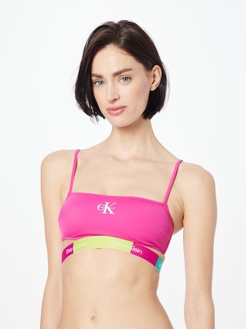 Calvin Klein Swimwear - Soutien Bustier Top de biquíni em rosa: frente