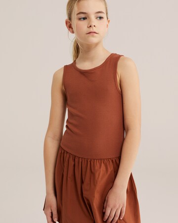 Robe WE Fashion en marron : devant