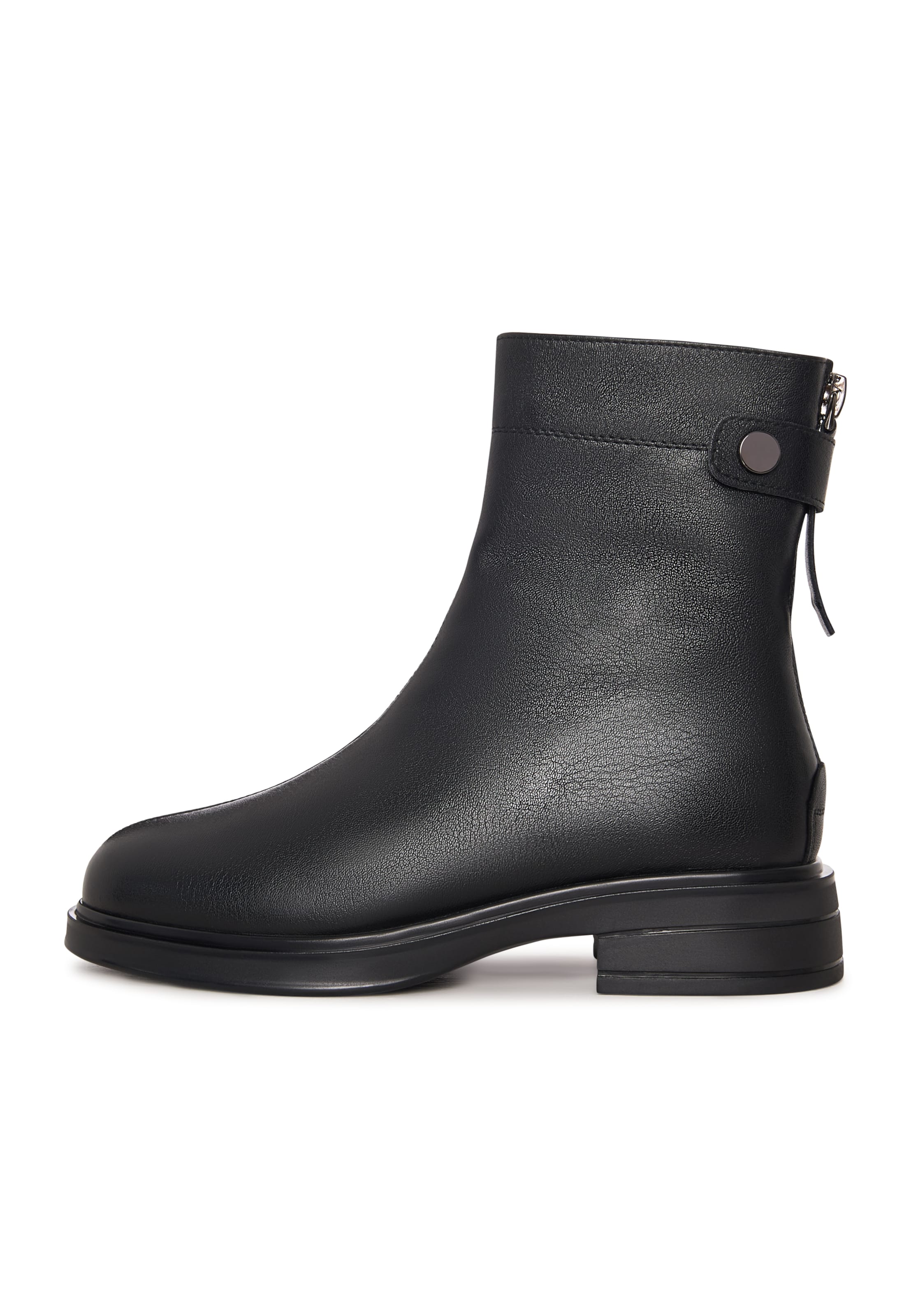 CESARE GASPARI Bootie in Black: front