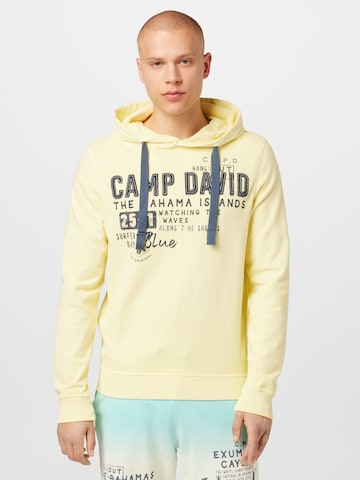 Sweat-shirt CAMP DAVID en jaune : devant