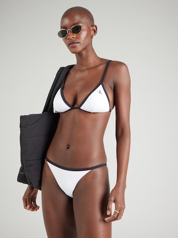 Calvin Klein Swimwear Triangel Bikinitop in Weiß