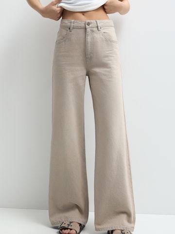 Wide Leg Jean Pull&Bear en beige : devant