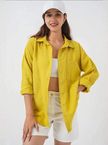 Camicia da donna di Bigdart in giallo